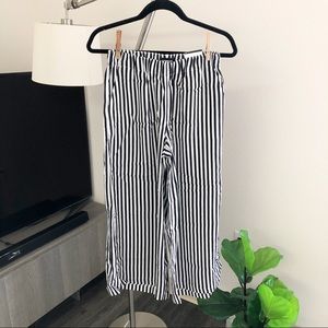 NWT Express Cropped Culottes Mid Rise Size XS